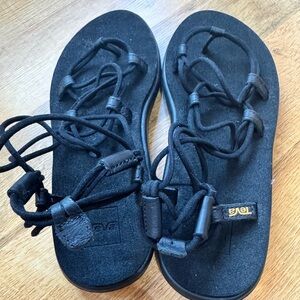 Teva Women's Black Strappy Lace-Up Sandals NEVER WORNZ